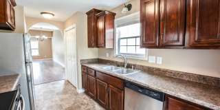 Ranch with Bonus in Fox Crossing! Gallery 9