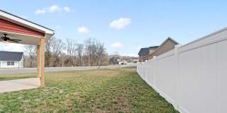 Pet Friendly Three Bedroom! Gallery 28