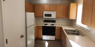Ridgeview @ Stetson Hills- Newly remodeled 3 bedroom Gallery 7