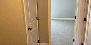 5 bed/ 4 Bath Townhome in Cheney Gallery 5