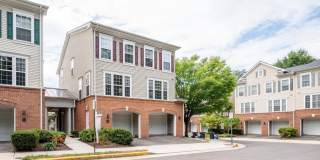 7055 HUNTLEY RUN Place Gallery 1