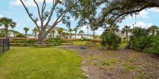 Beautifull Furnished Townhome - Nokomis - 2 Bedroom 2.5 bath plus office -1 Car Garage Gallery 61