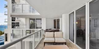 18671 Collins Ave Gallery 6