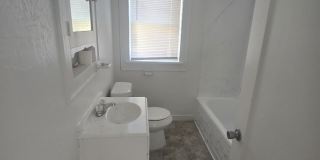 2200 North Kelham Avenue Gallery 4