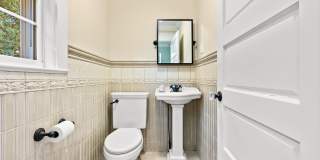 116 Tuttle Avenue Gallery 21