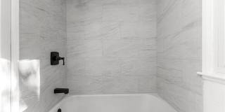 10842 Nottingham Road Gallery 19
