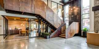 Windsor Queen Anne Gallery 8