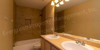 Beautiful 3 bed, 2 bath in Provincetown - Fort Collins Gallery 12