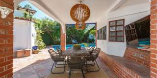 465 S Sherbourne Dr Gallery 23