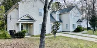 Must see this 4 bedroom 2.5 bath townhouse with 1 car garage . Must see this 4 bedroom 2.5 bath townhouse with 1 car garage . Gallery 1