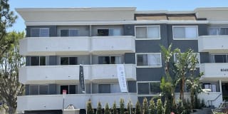 Bloom Beverly Hills Gallery 13