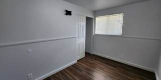 Sandy 4 bd 3 bath Single Family Stunner! Gallery 17