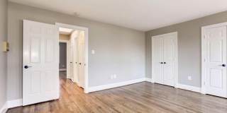 3956 GEORGETOWN Court NW Gallery 20