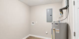 Renovated Townhome in Chesapeake Gallery 10