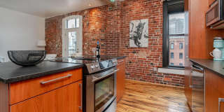 225 N 4th Street Gallery 17