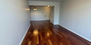102 E Elizabeth Ave Gallery 8