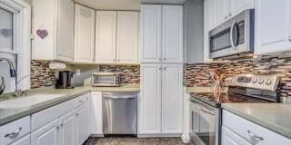 Beautiful 4-Bedroom, 1.5 Bathroom Home Gallery 6