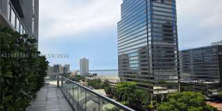 500 Brickell Ave Gallery 34
