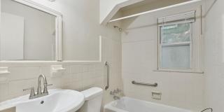 $1300 3 bedroom bungalow Gallery 23