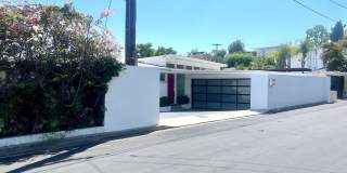 8376 Hollywood Blvd Gallery 7