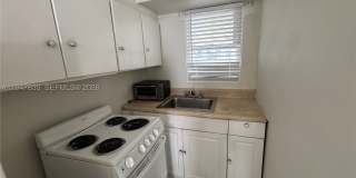 921 N 17th Ct Gallery 7