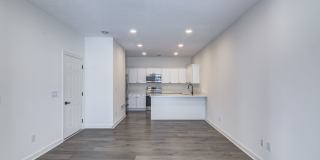 New 3 Bedroom Town Home Gallery 2