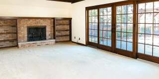 Large 5BR/3.5 Bath in Elm Heights. Available Now! Gallery 14