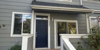 Clean, spacious, 2 bedroom, 2.5 bath townhome - near Buckley AFB! Gallery 1