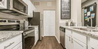 Oaks at Normandy Apartments Gallery 11