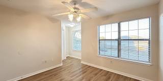 10527 HUNTERS POND Gallery 30