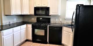 1806 N Knollcrest Circle Gallery 10
