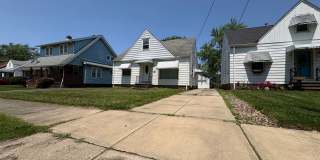 Completely Renovated 3 Bed - 2 Full Bath Cape Cod for Rent! Gallery 1