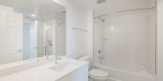 The Reserve at Clarendon Centre Gallery 12