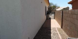 5 bedroom 3 bath Gallery 52