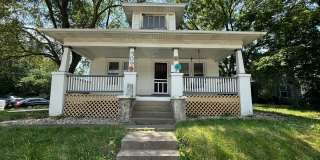House for rent near downtown Urbana Gallery 1