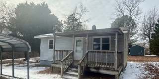 Two bedroom, 1 bath house in Burlington Gallery 1
