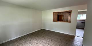 Conveniently located in the heart of Arnold! Gallery 4