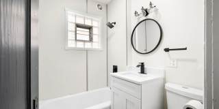 4849 West Hutchinson Street - 1 Gallery 7