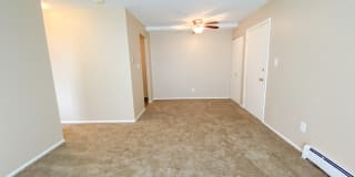 Evergreen Village Apartments & Townhomes Gallery 22