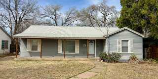 Great 3 bed 2 bath 1 car garage now available Gallery 1