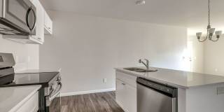 Pet-Friendly 3-Bed Home – Move-In Ready with Garage Gallery 6