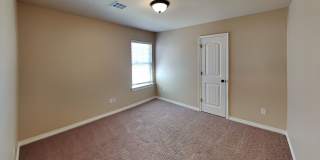 4 Bedroom 2 Bathroom Home - Midwest City Gallery 17