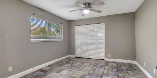 1402 Cormorant Road Gallery 21