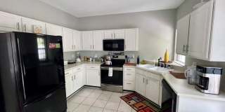 8049 Stoneham Court Gallery 7