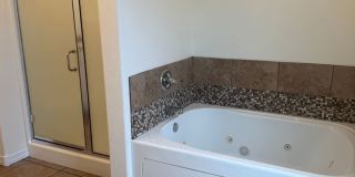 Beautiful Newly Renovated 3 Bedroom 2 Bath Home Gallery 12