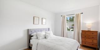 1019 Larch Way Gallery 16