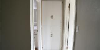 320 12th Street Gallery 19