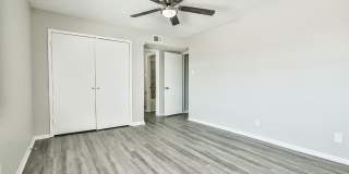 Westlake Apartments Gallery 38