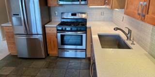 Pike Lofts Condominium ~ Capitol Hill Gallery 8