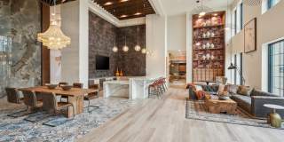 Elina Gallery 30